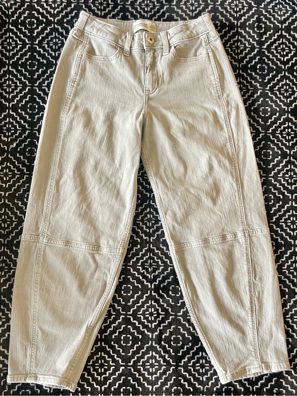 Abercrombie Kids High Rise Balloon Jeans 11/12 Gray Barrel Leg Denim